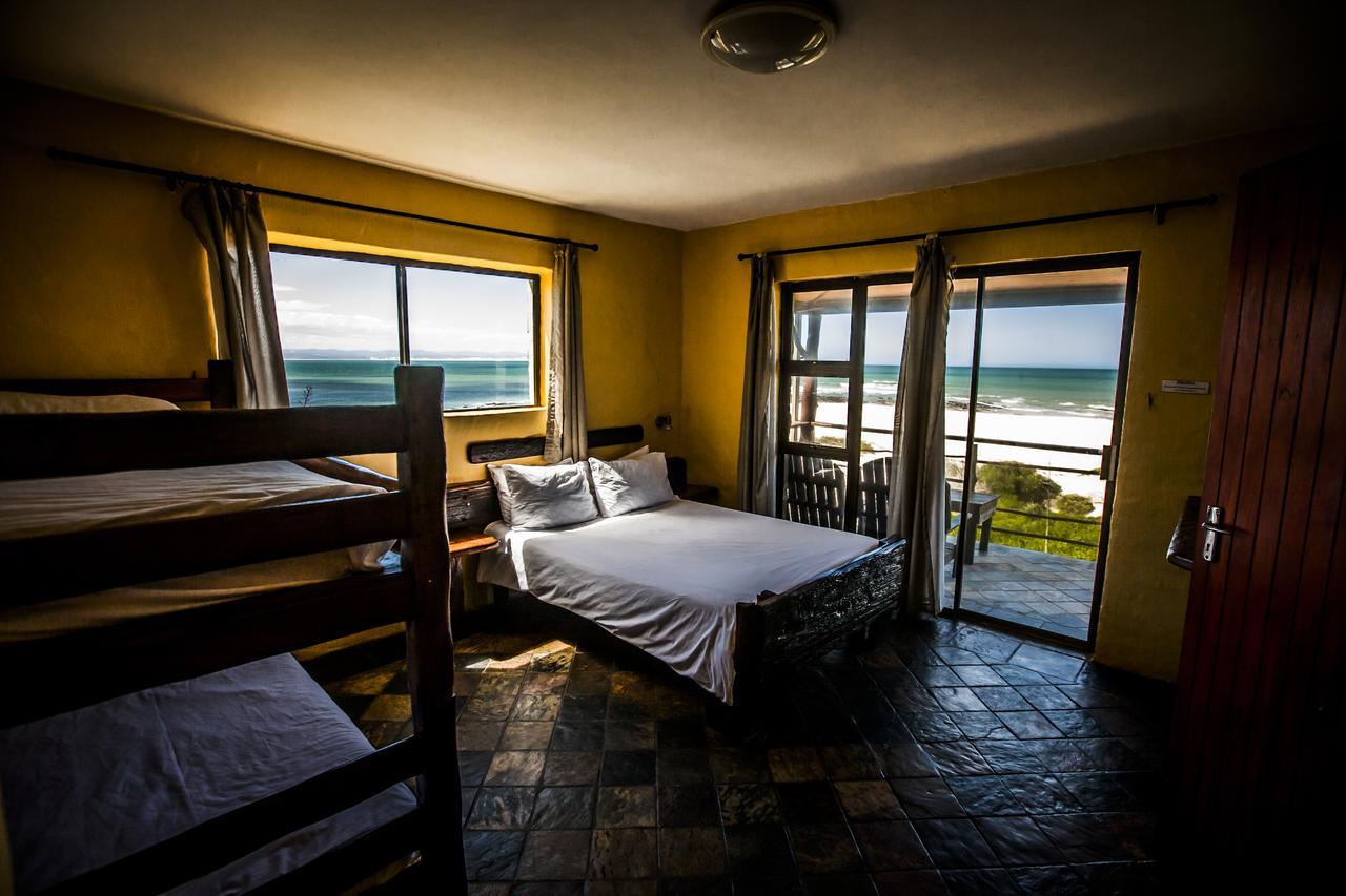 Island Vibe Jeffreys Bay Hostel Buitenkant foto